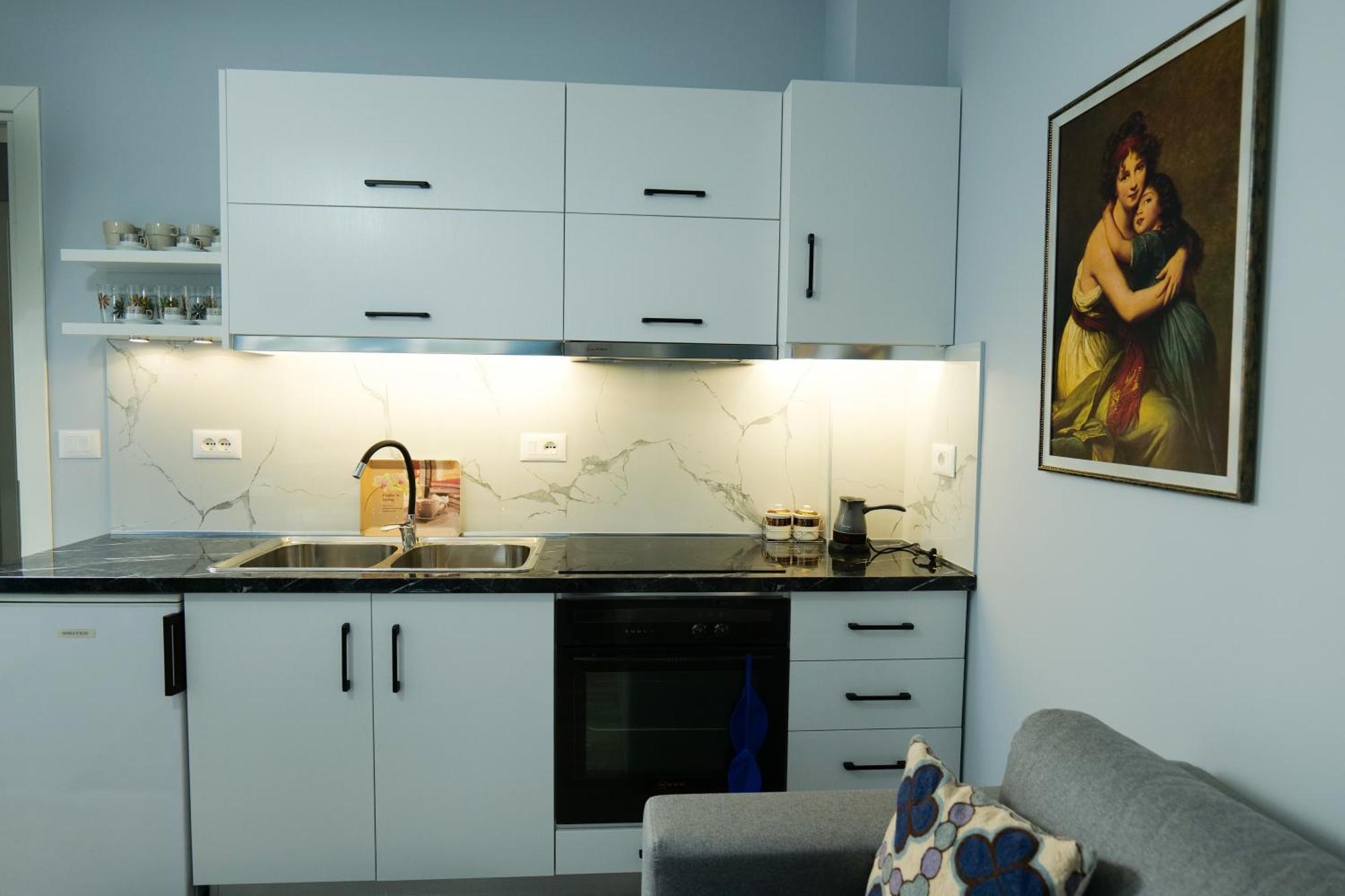 Travelers' Korca Home Bagian luar foto